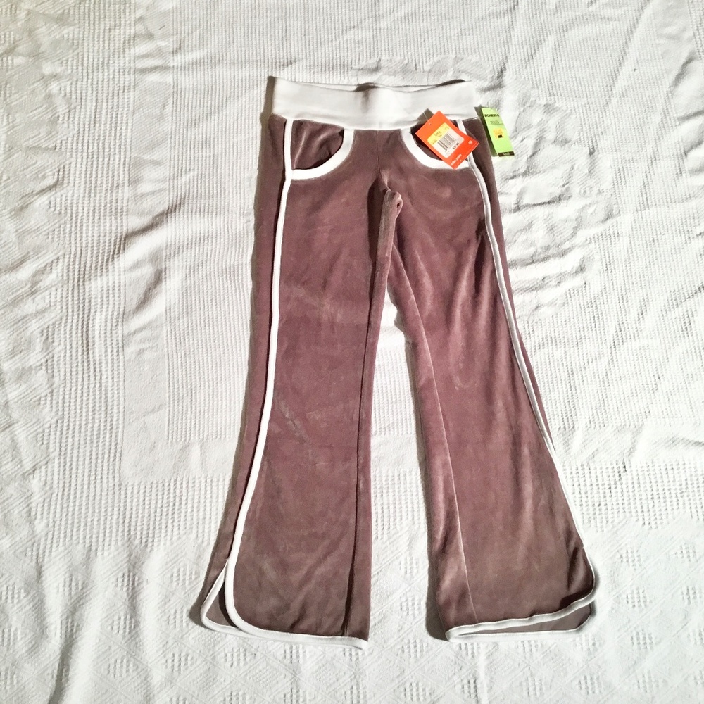 NWT Girls Size S Nike Soft Velour Like Pants $34 NEW!